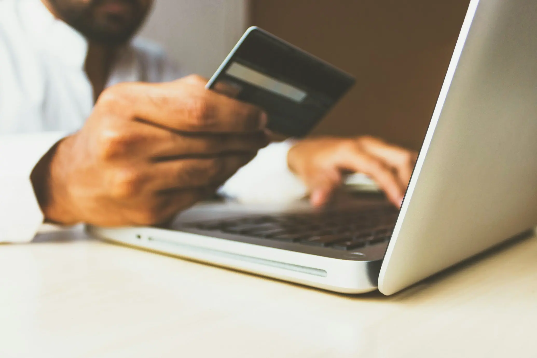 Why UI/UX Design Directly Impacts E-commerce Revenue: A Data-Driven Guide